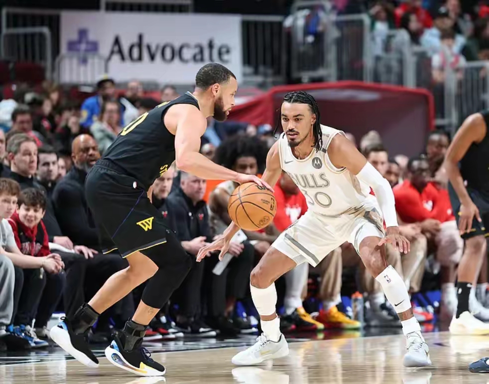 包含布鲁克林篮网训练开放日,集结日门线救险引欢呼,NBA季后赛在即,临场指挥获称赞的词条 包含布鲁克林篮网训练开放日,集结日门线救险引欢呼,NBA季后赛在即,临场指挥获称赞的词条